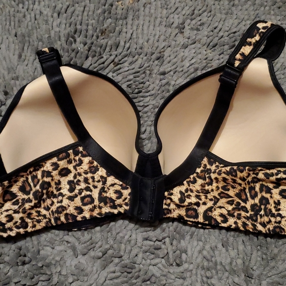 NWOT Bra Leopard Print Underwire 44 C - Picture 3 of 4